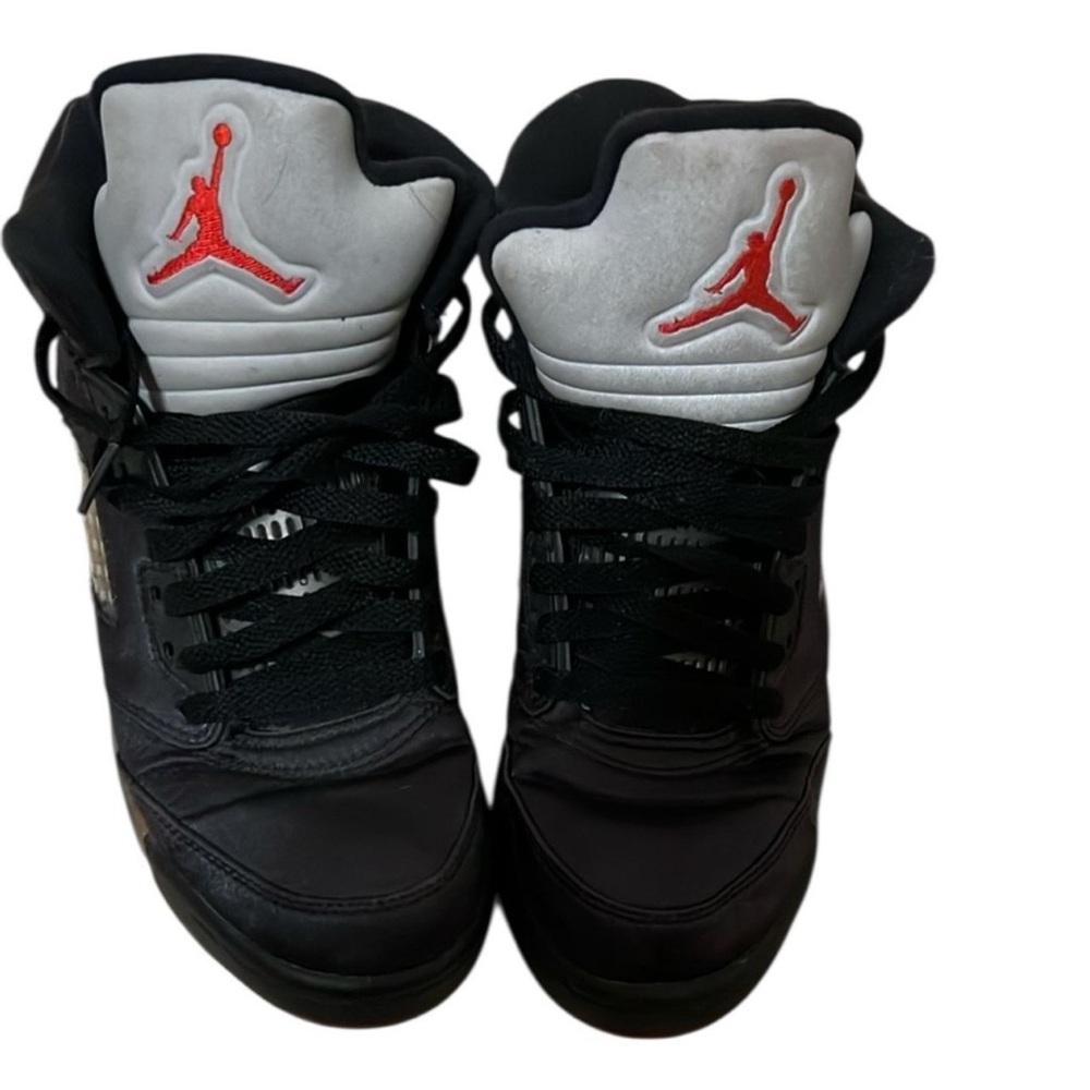 Jordan Men's Shoes - Black and Red
